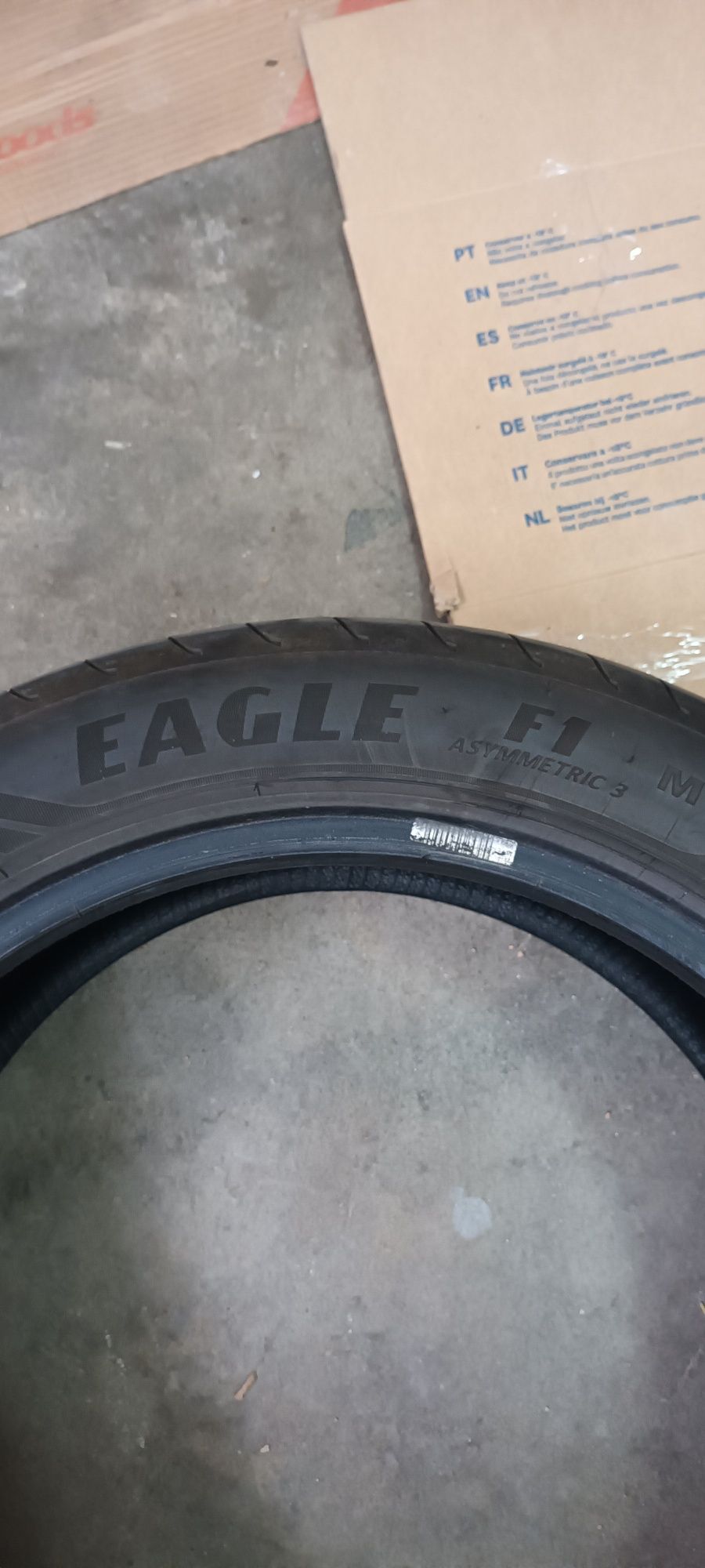 Pneu Good Year EAGLE F1 245/45R18