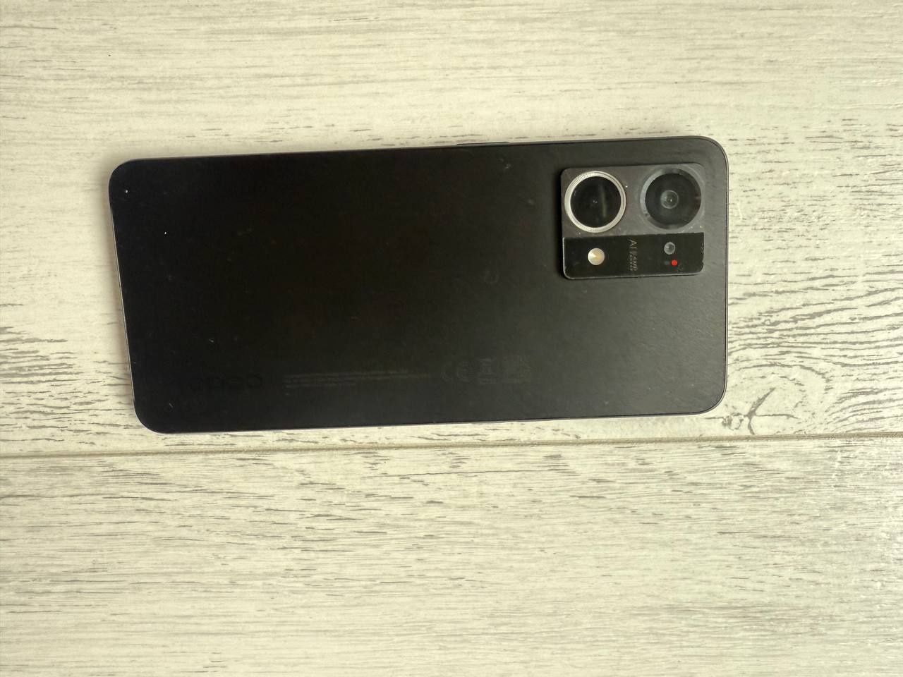 Продам мобільний телефон OPPO Reno 7