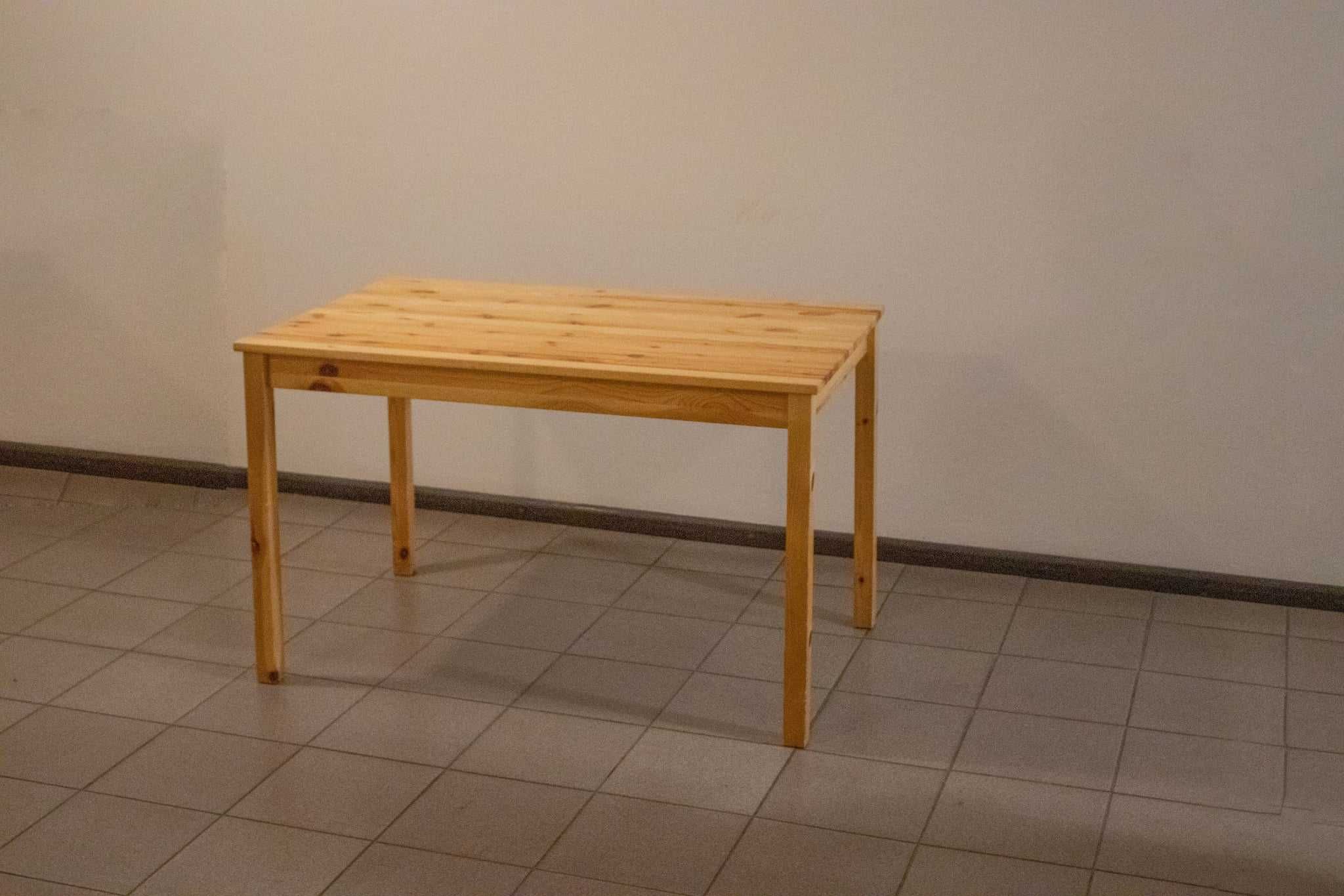 Stół z litego drewna sosnowego 75x118x74