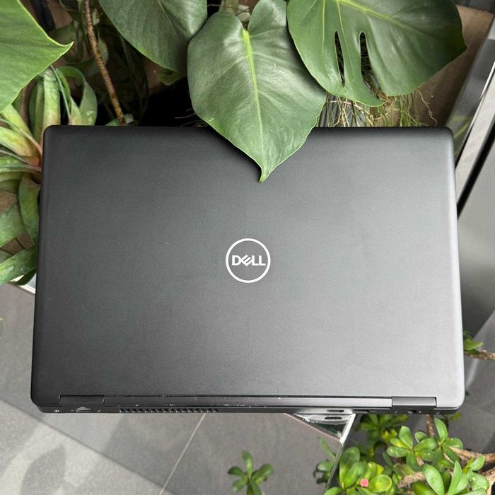 Dell Latitude 5590 / i5-8350U / 8GB / 256GB / 15,6" / klasa A-