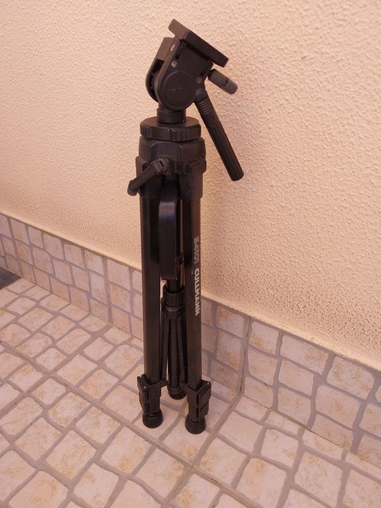 Tripé marca Cullmann 54101