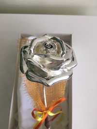 Flor decorativa em prata Pierre Cardin