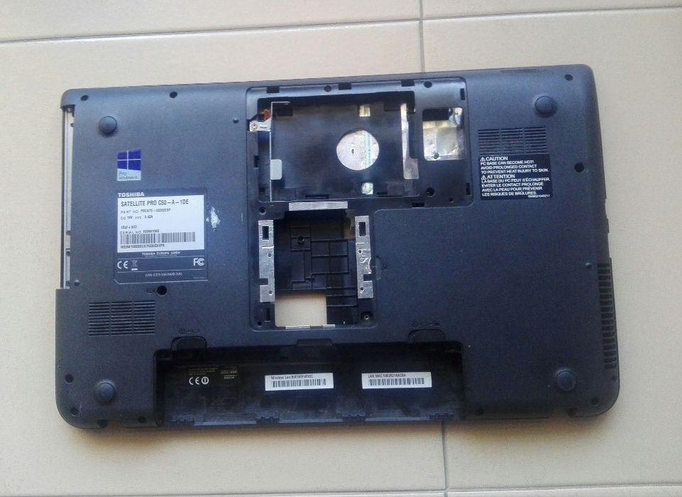Toshiba C50-A-1DE por componentes