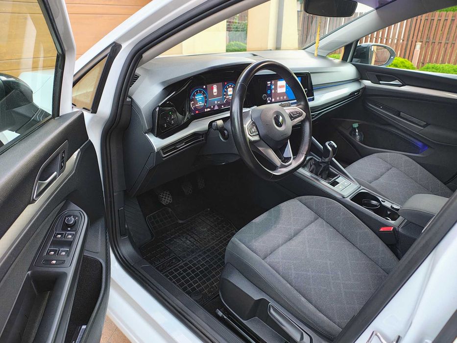 Volkswagen Golf VIII 1.5 TSI Evo Life/Salon PL /2021 r/ASO/2 kpl. opon