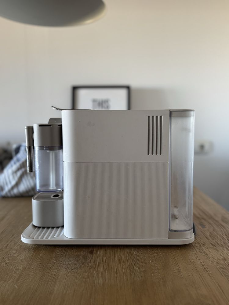 Nespresso Latissima One