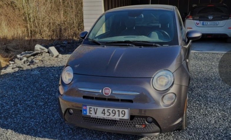 Fiat 500e свіжий!!! Срочно. Терміново