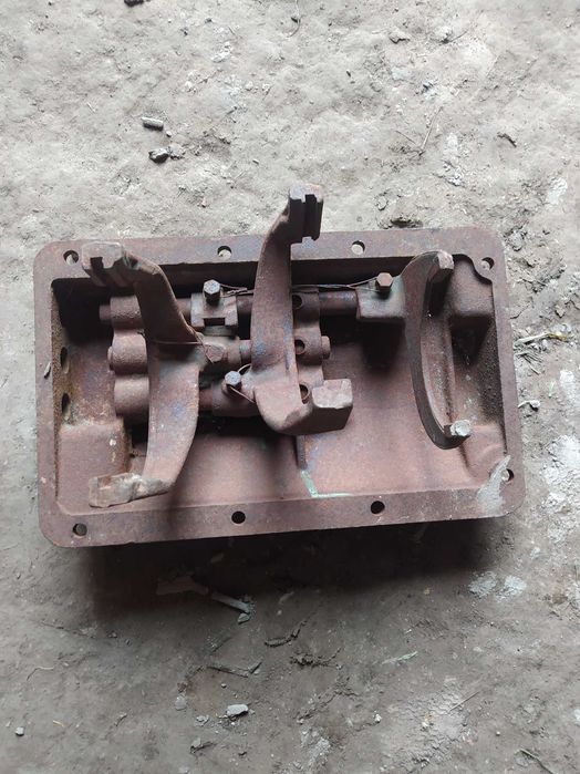 Кришка кпп ЗІЛ 130