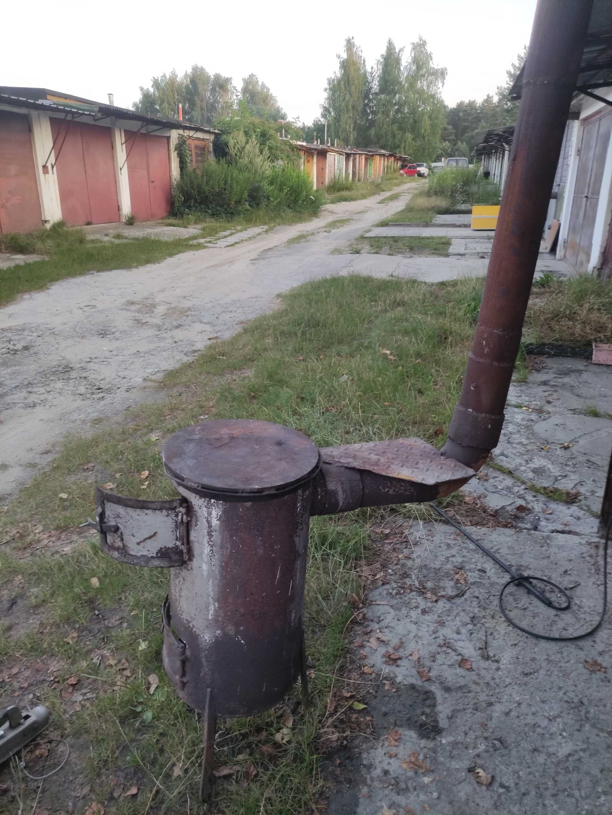 Piec koza z grubej blachy do garażu
