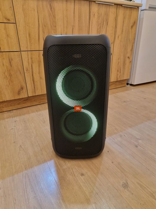 JBL partybox 100
