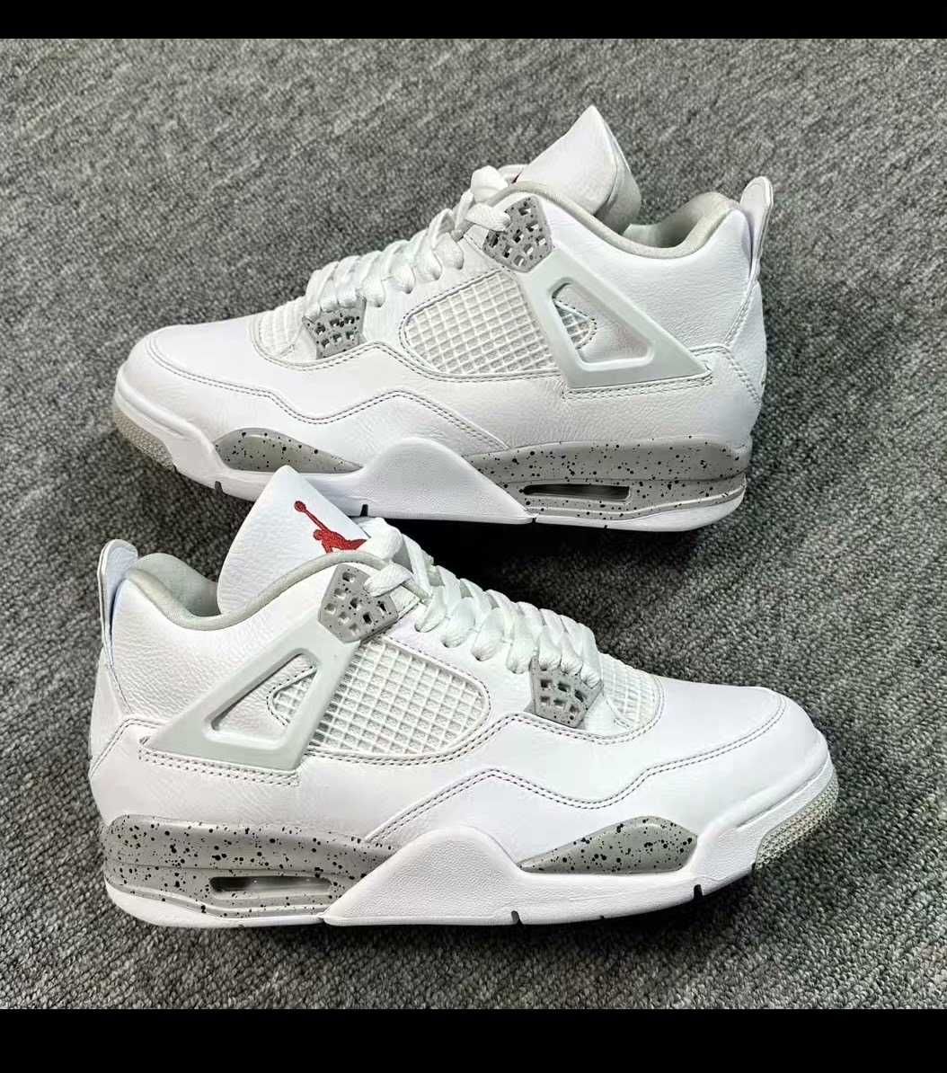 Jordan 4 rétro White Oreo.42