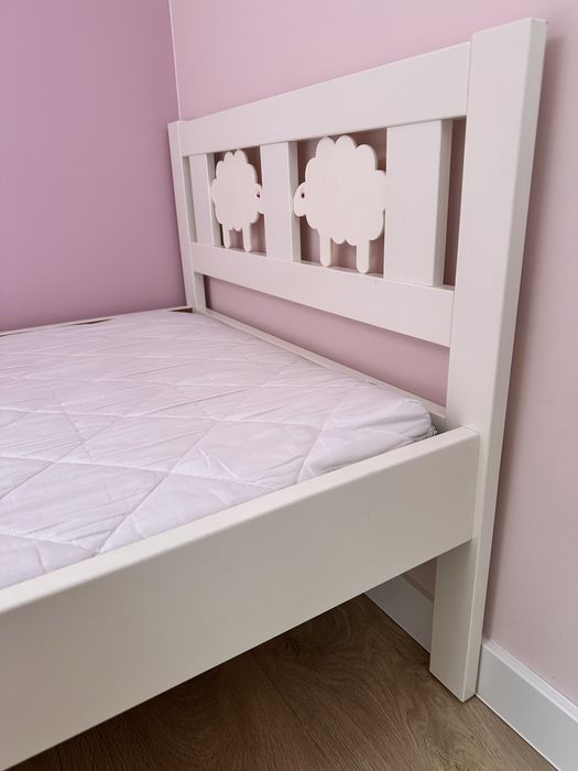 KRITTER Łóżko ze stelarzem i materacem, białe, 70x160 cm