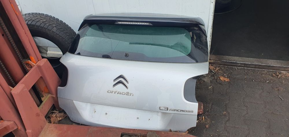 Tylna klapa citroen c3 aircross