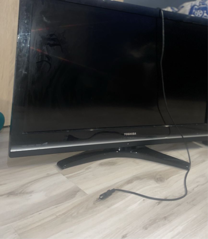 Telewizor toshiba uszkodzona matryca