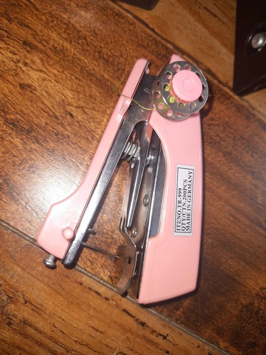 Набір степлерів та готувалень. Ціна за набір!