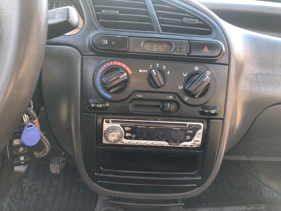 Продам ланос 1.5 бенз SE