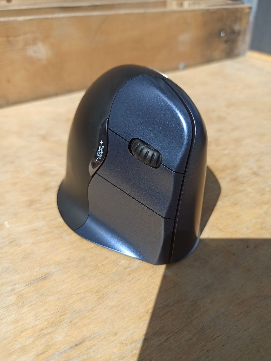 Ергономічна миша Evoluent VM4SW VerticalMouse 4 для правшів