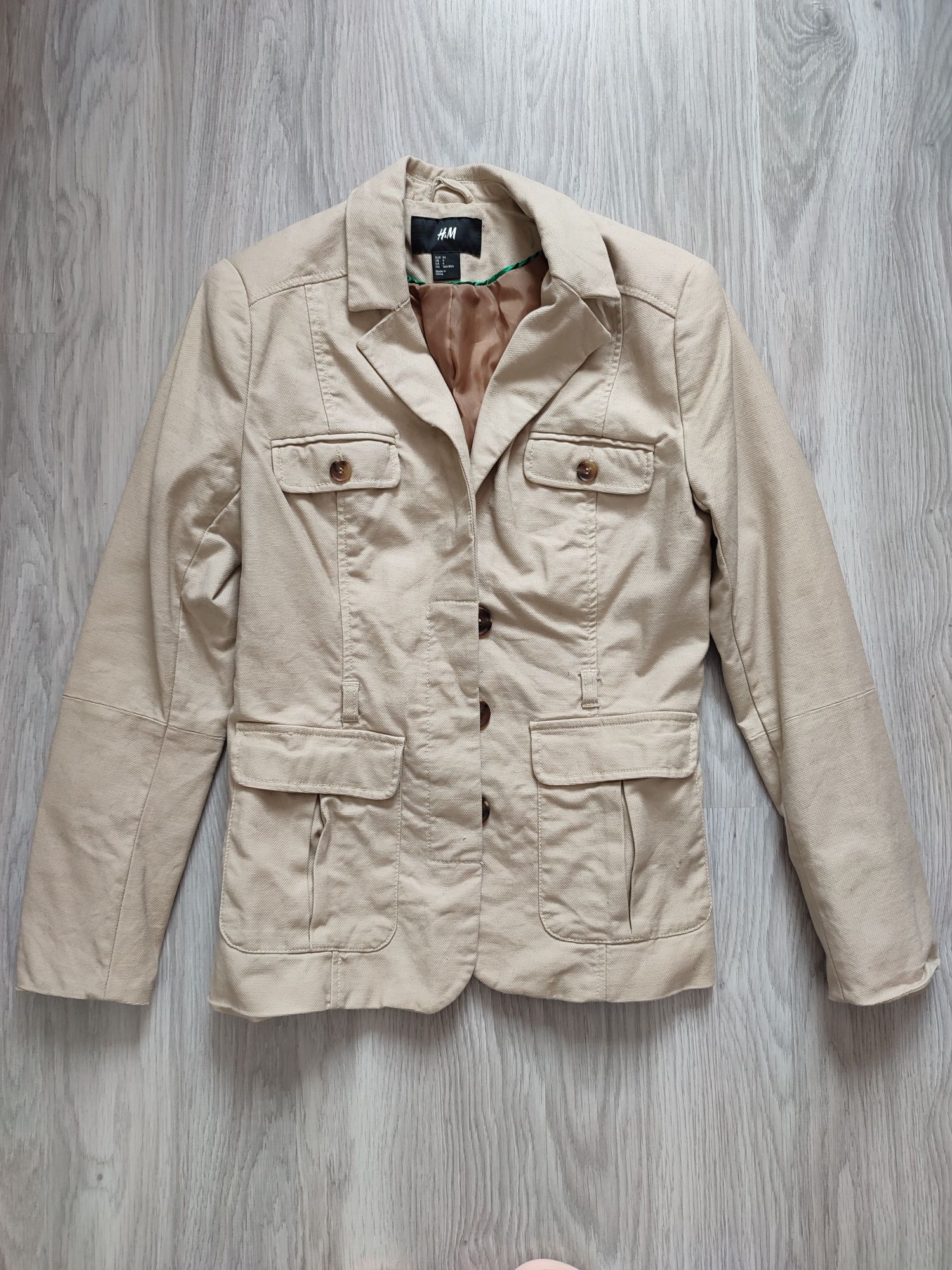 Beżowy żakiet w stylu safari H&M