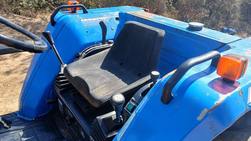 Trator iseki 40 cv