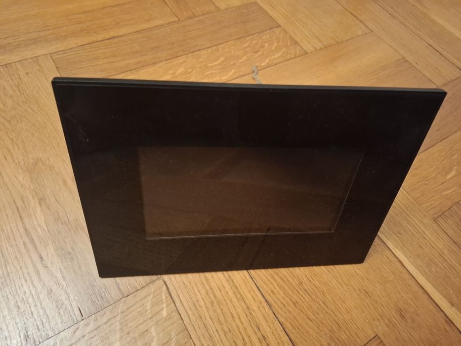 Ramka cyfrowa na zdjęcia.