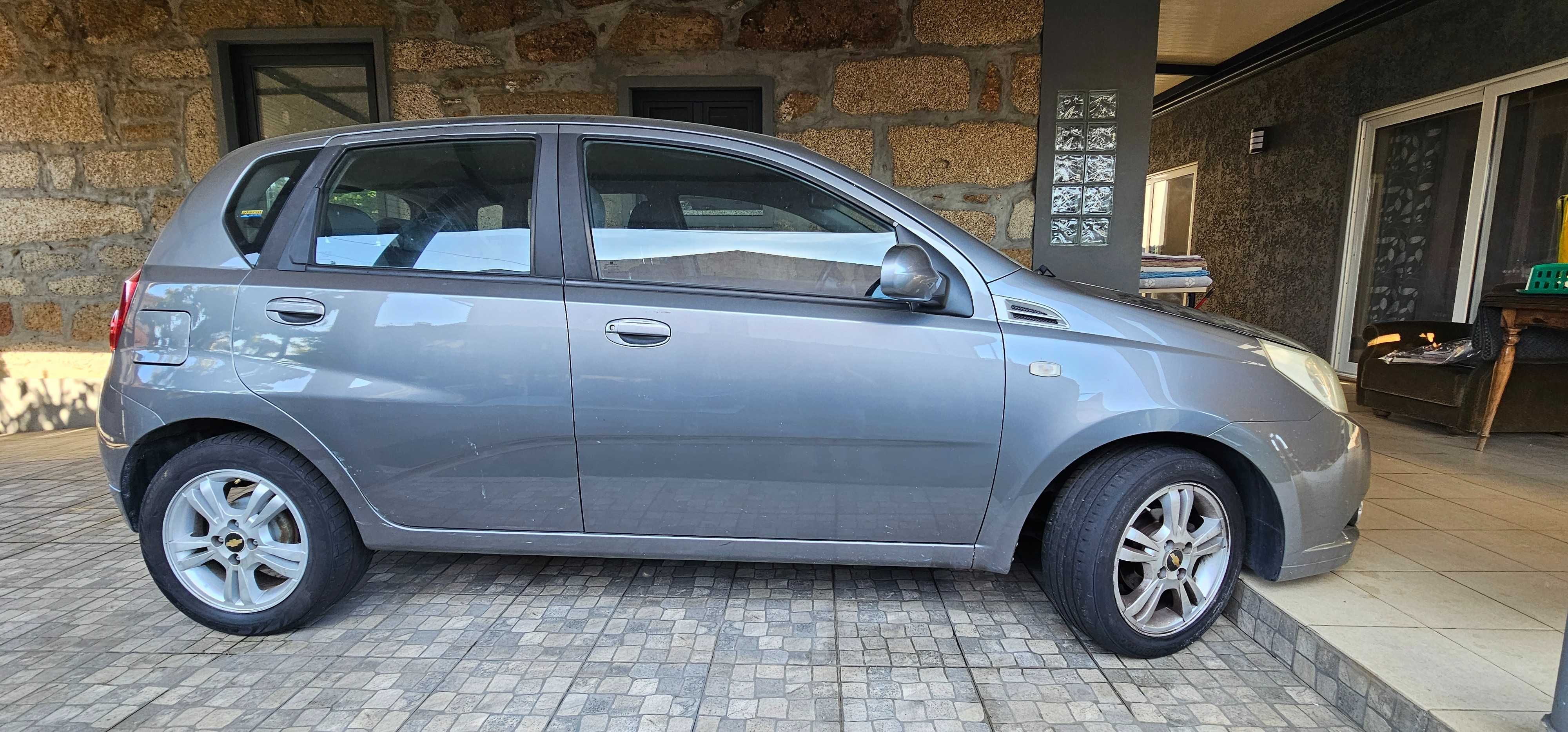 chevrolet aveo 1.2 com gpl