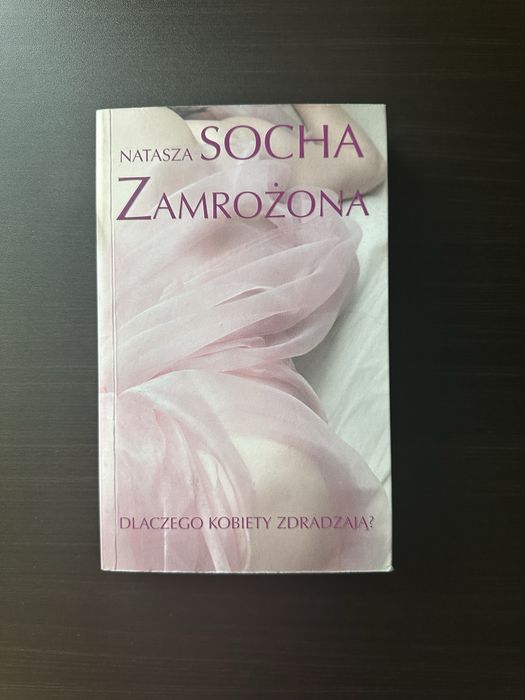 Książka “Zamrożona “- Natasza Socha