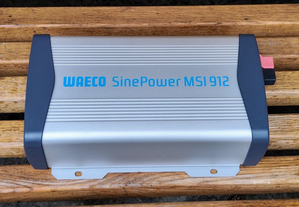 Інвертор 12v-220v Waeco SinePower MSI912  чистий синус 900-1600 ват