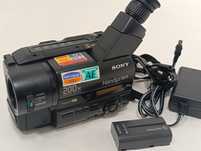Kamera SONY CCD-TR412E handycam JAPAN kasety retro vintage Video8 XR 8