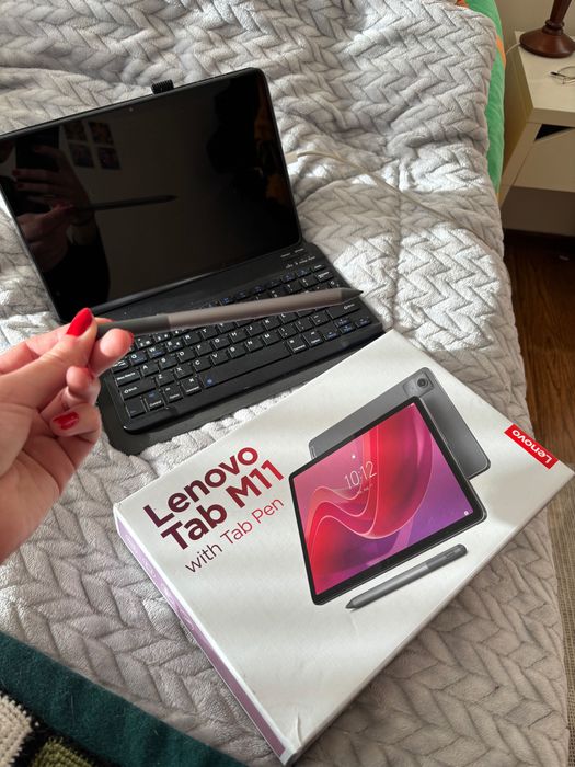 Tablet Tab lenovo M11 com pen e teclado