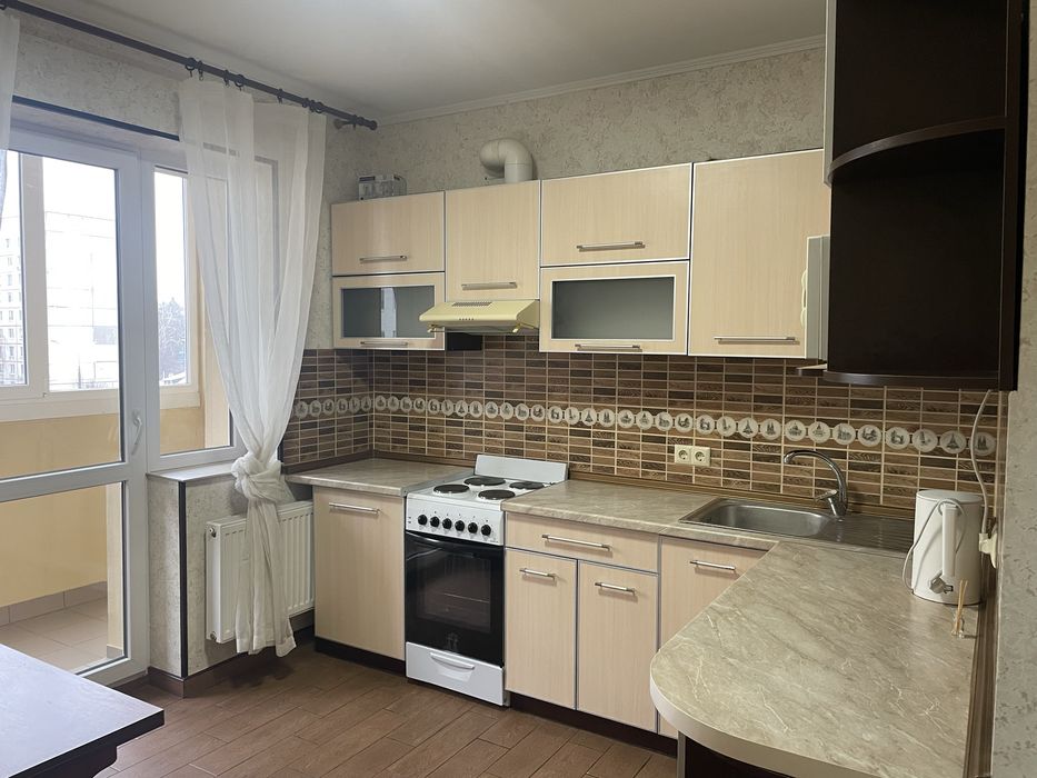 Продам 2 комн. квартиру, ЖК Балакирева, Павлово Поле, м. Ботсад, NP