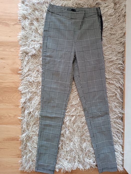 Eleganckie spodnie rurki w kratę xxs