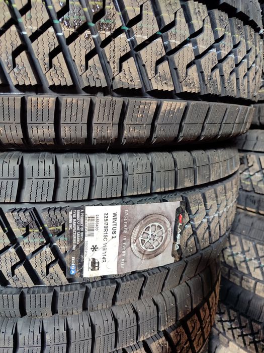 Продаються нові шини Lassa2,225/70r15c,116/114