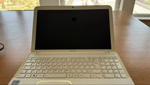 Portatil Toshiba Satellite L 850 1P9
