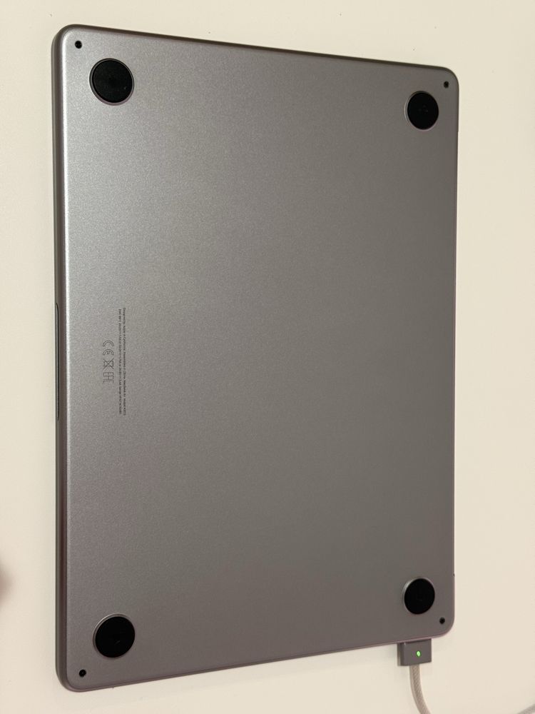 MacBook Air 13” M3 8GB 512GB Silver