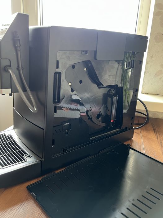 Кофемашина Nivona 790 / 792 цикла (почти новая)