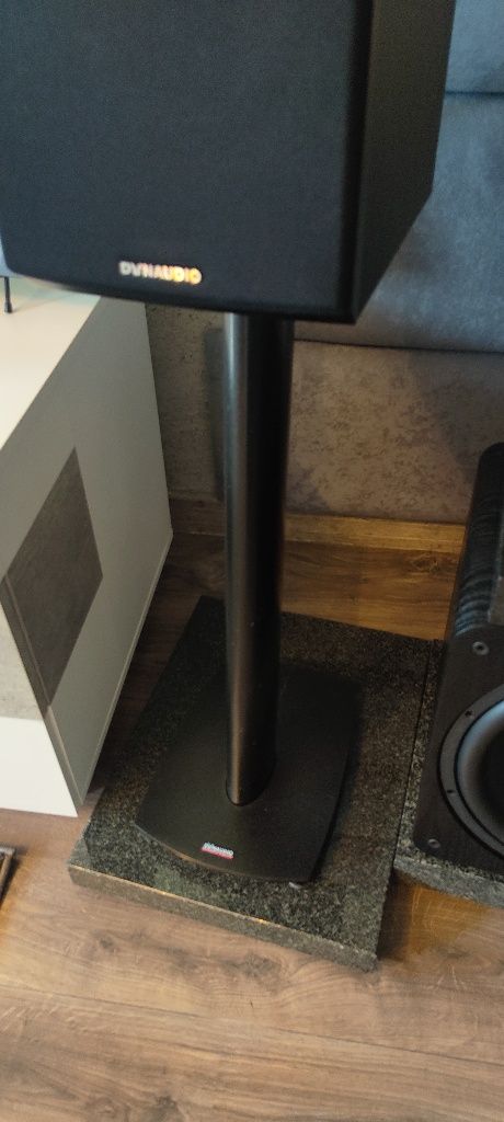 Standy dynaudio super stan , kolce . Podstawki pod kolumny .  , audio