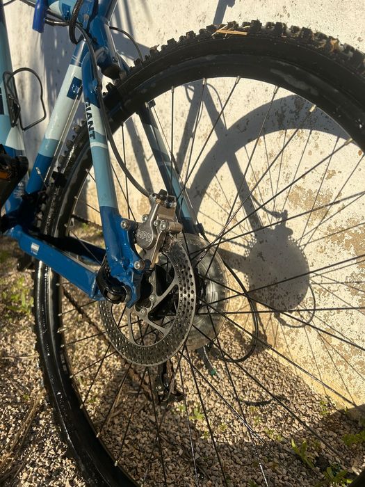 Bicicleta GIANT SR Suntour XCR