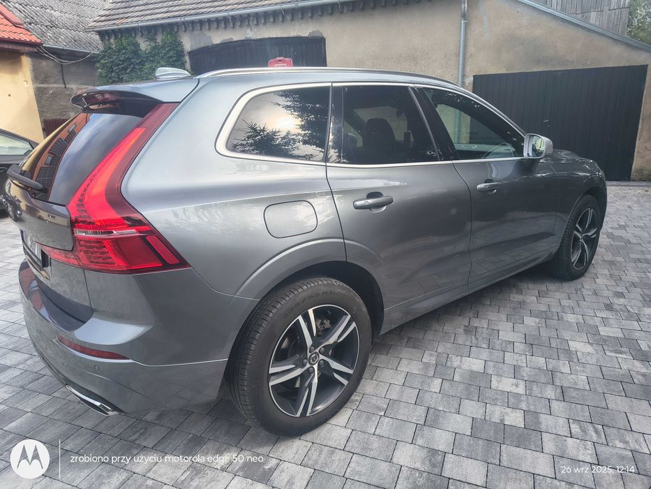 Piękne volvo xc60 r-design modelowo 2019