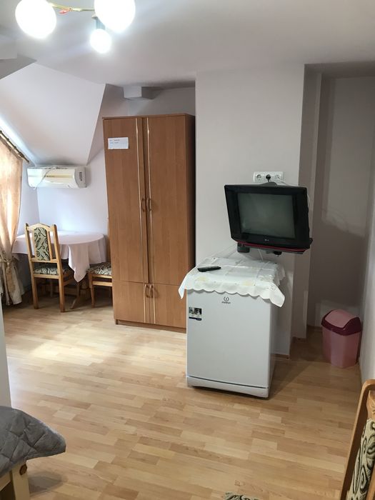 Будинок в центрі місті, кімнати подобово