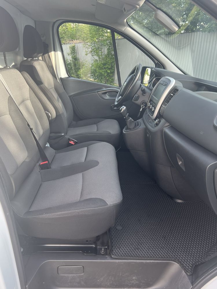 Renault trafic 2.0