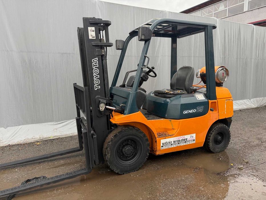 Wózek widłowy TOYOTA 7FG25 duplex widlak 8FGF25  2,5t