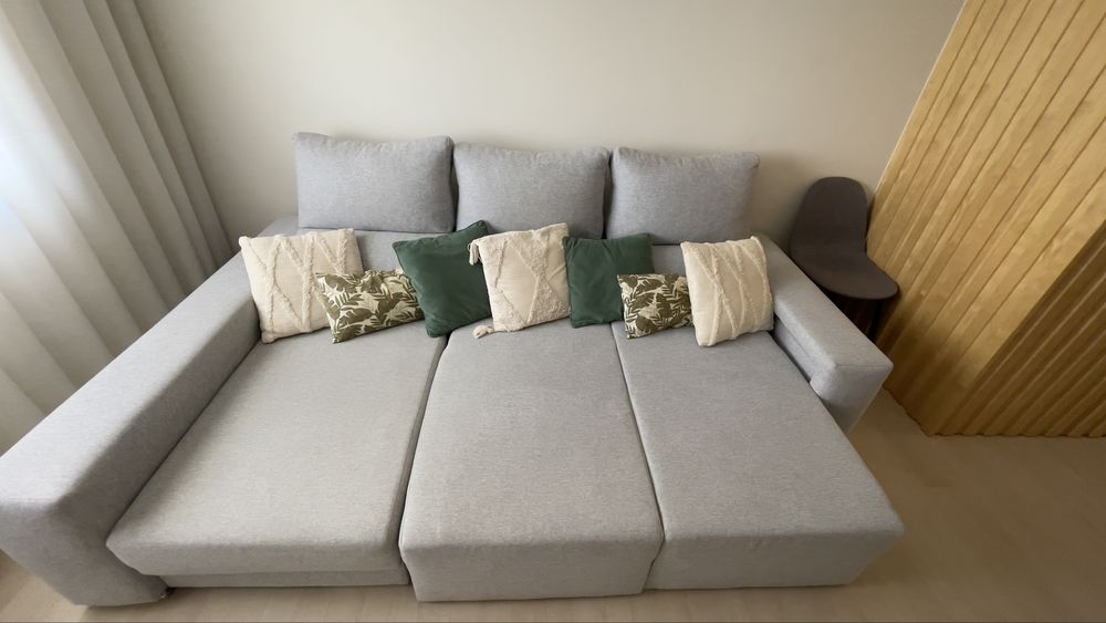 Sofá cama com chaise longue