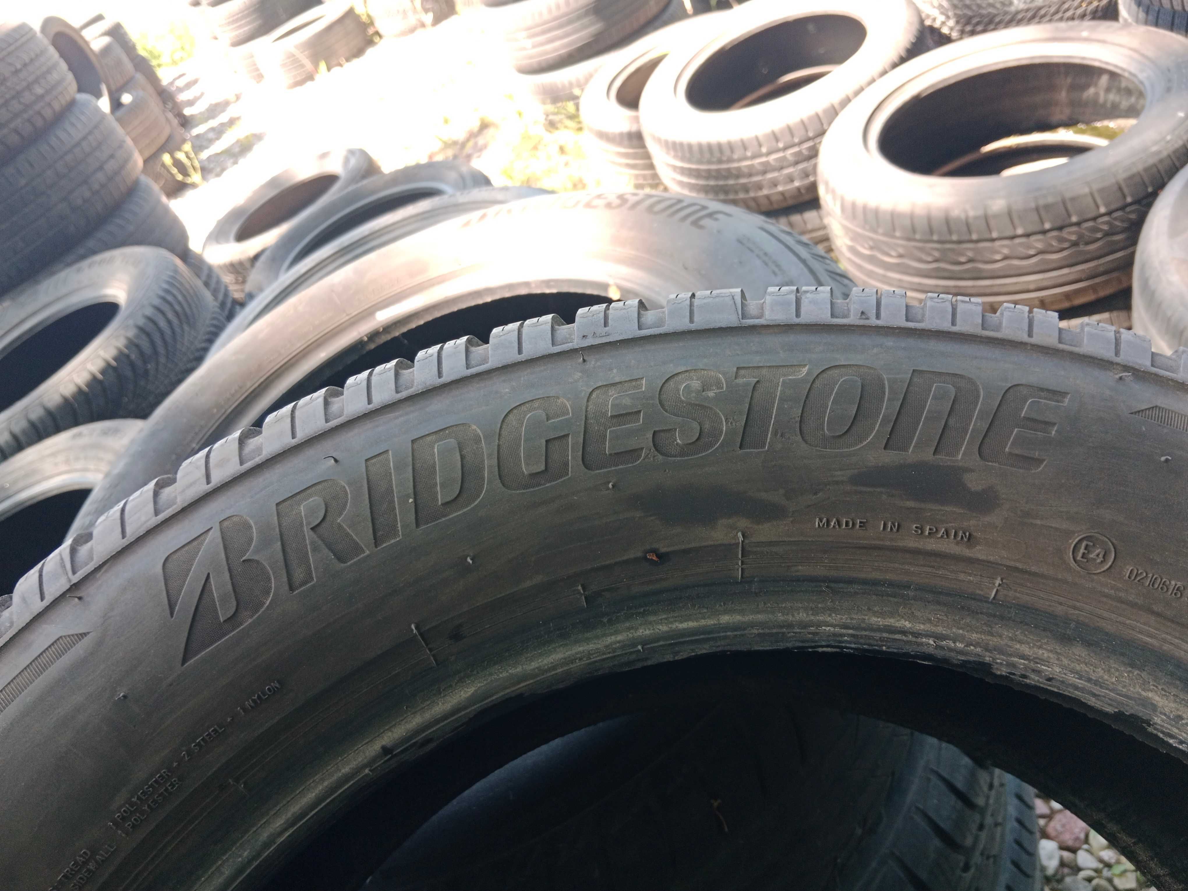 Opona używana 225/60R18 Bridgestone Blizzak LM005 1szt.