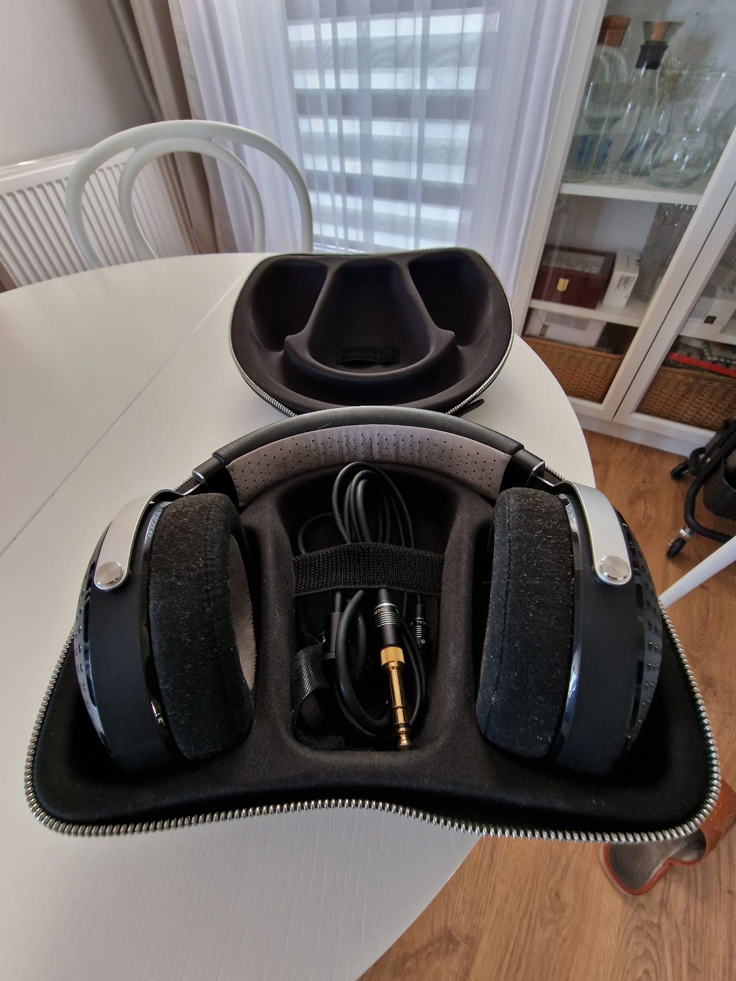 Sluchawki focal elegia