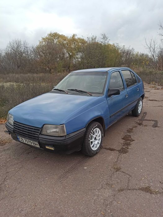 Продам Опель Кадет.Газ-бензин