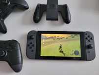 Nintendo Switch V2 + etui + dodatkowy Pad model HAC-001 100% ok