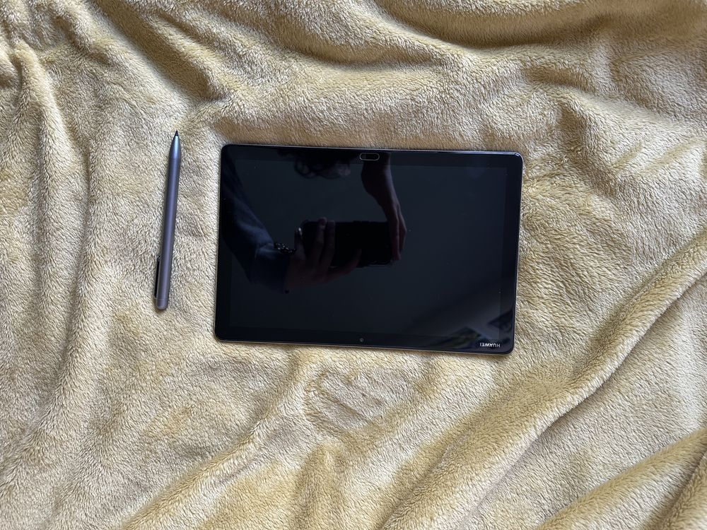 планшет HUAWEI MediaPad M5 lite 100