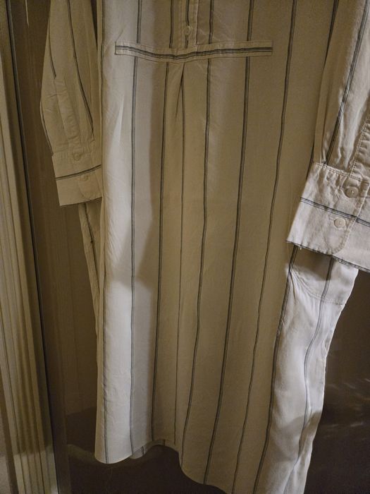 Suknia, rozm. 36, wypada na większą, naturalna, luźna.