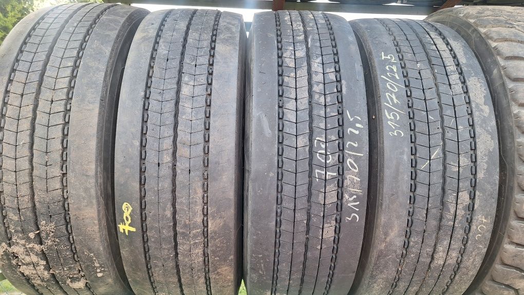 Opony Michelin x multi 315/70/22.5 prowadzące para
