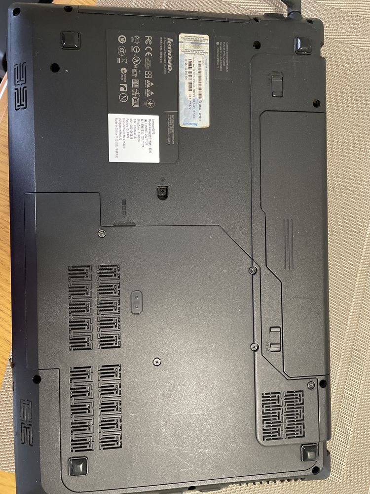 Продам робочий ноутбук Lenovo G575 4383