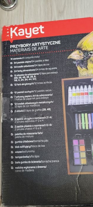 Zestaw artystyczny KAYET 180 el w drewnianej walizce